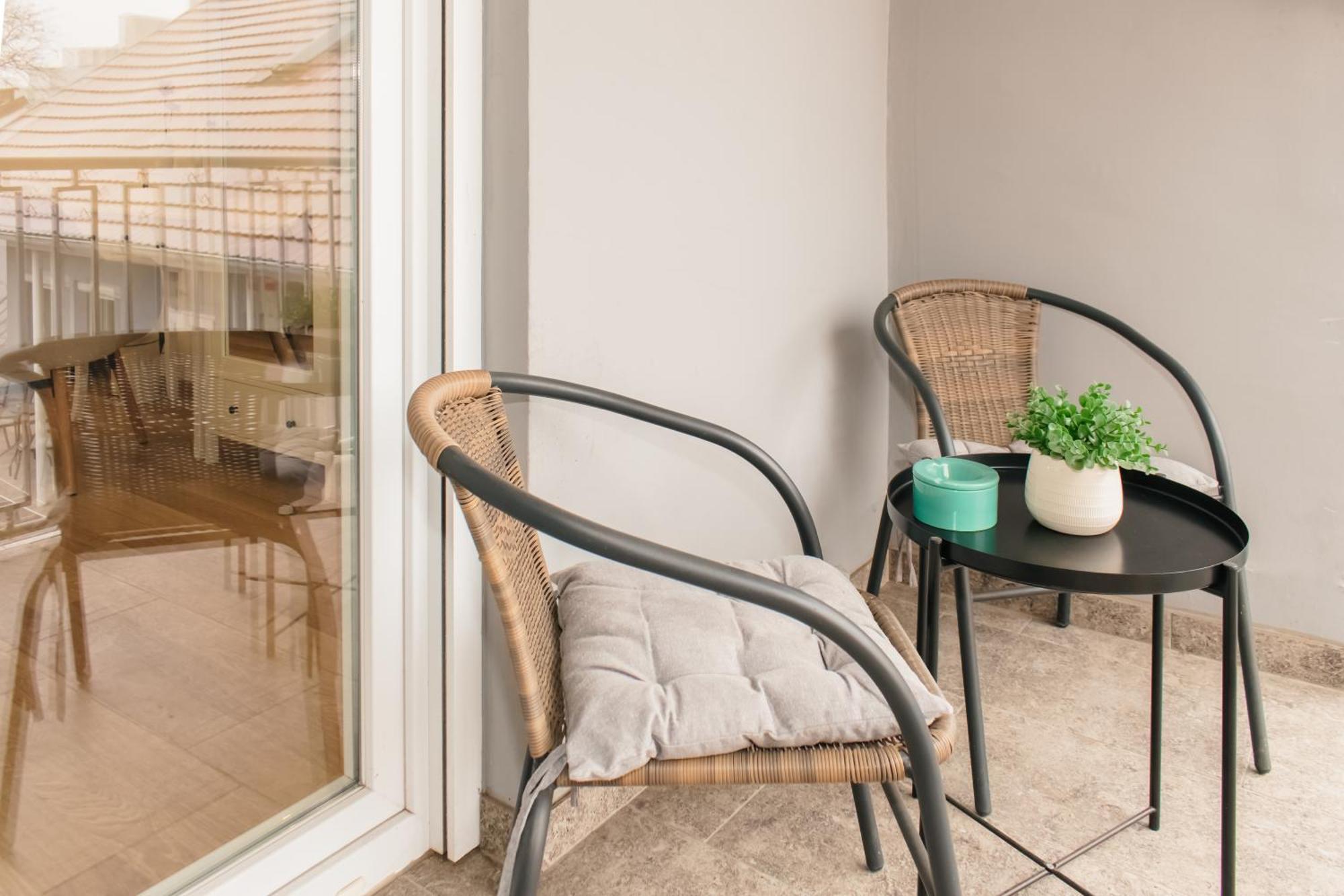 Goodlife Holiday House - Family & Friends بوزيغا المظهر الخارجي الصورة